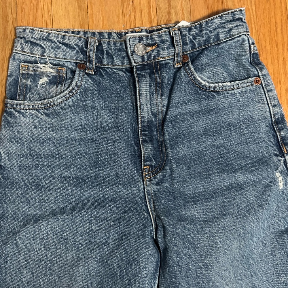 Zara Wide leg Flare light blue Distressed Jeans size 4 - Picture 4 of 9